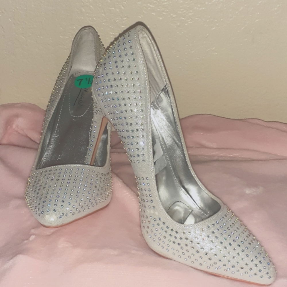 Anne Michelle silver bling  pups